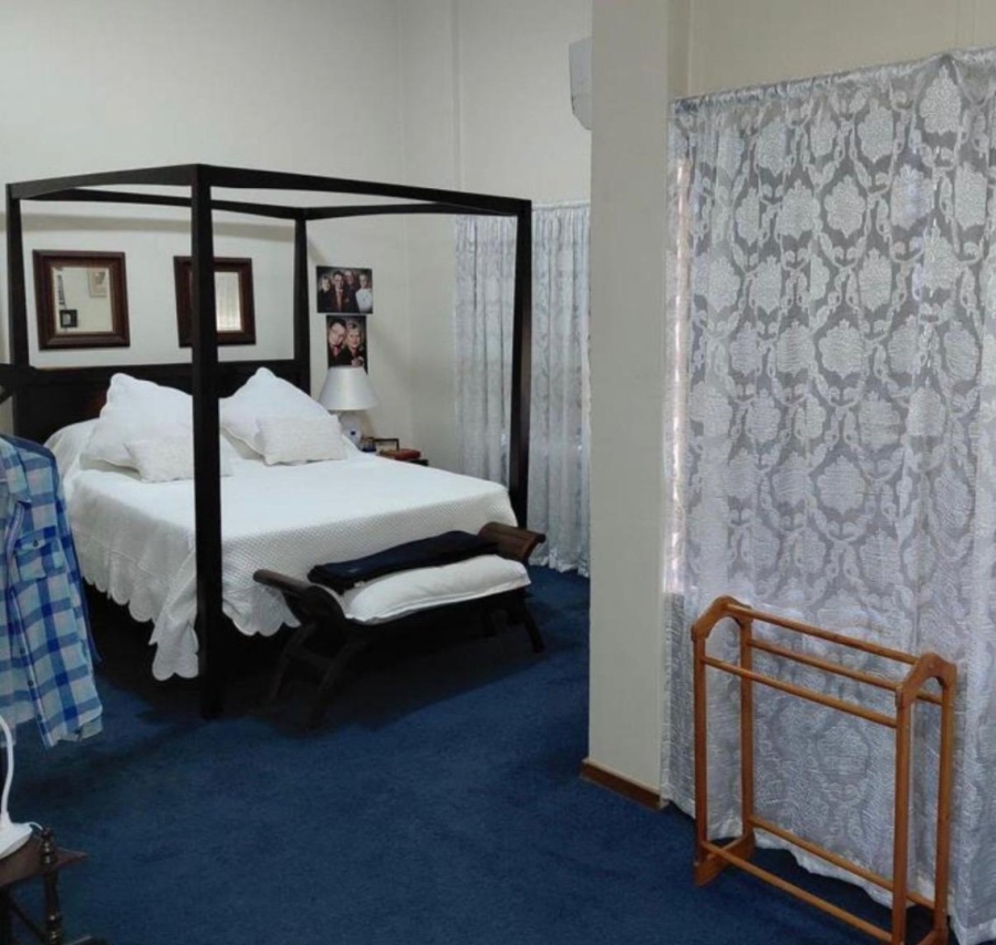 4 Bedroom Property for Sale in Bothasrus Eastern Cape